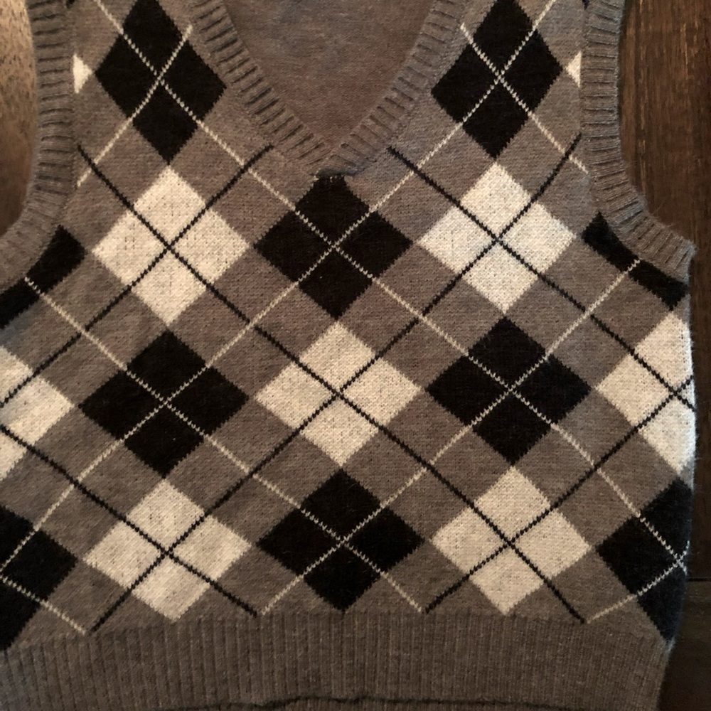 Sweater vest